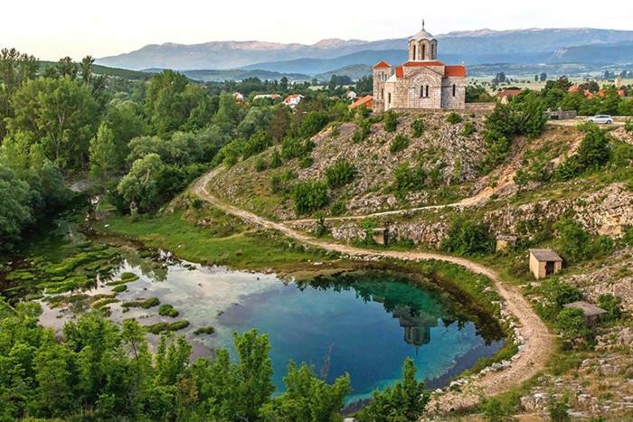 Villa Kuca Za Odmor Varos Vrlika Exterior foto